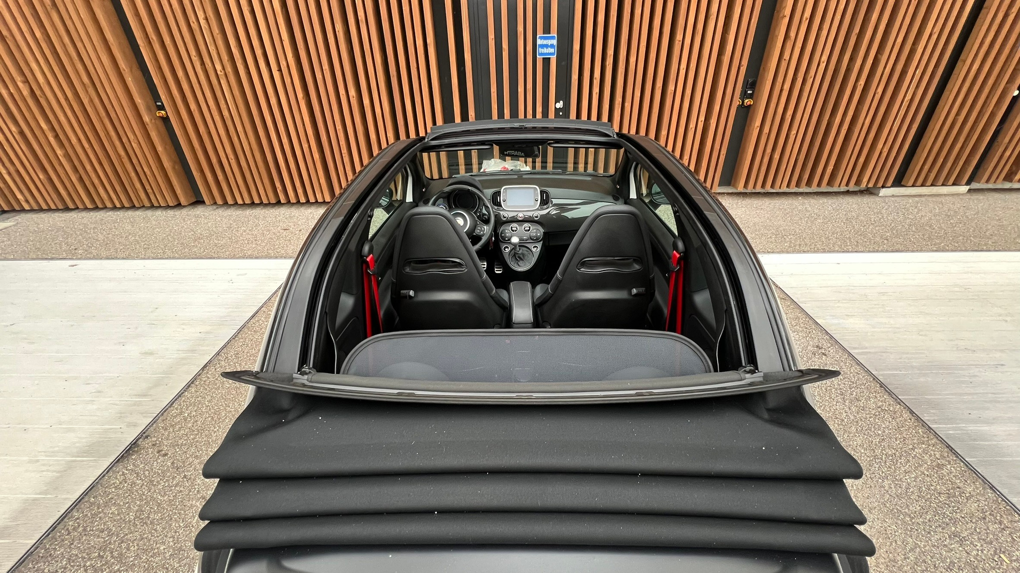 listing desktop thumbnail image 28