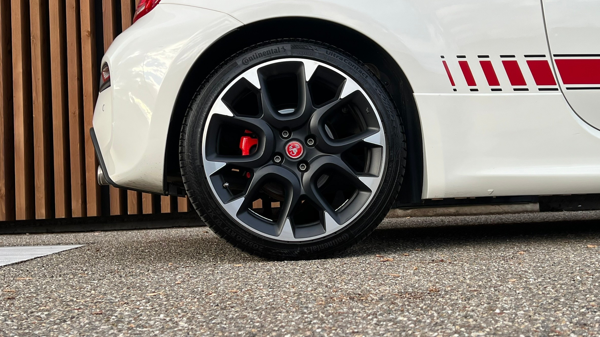 listing desktop thumbnail image 20