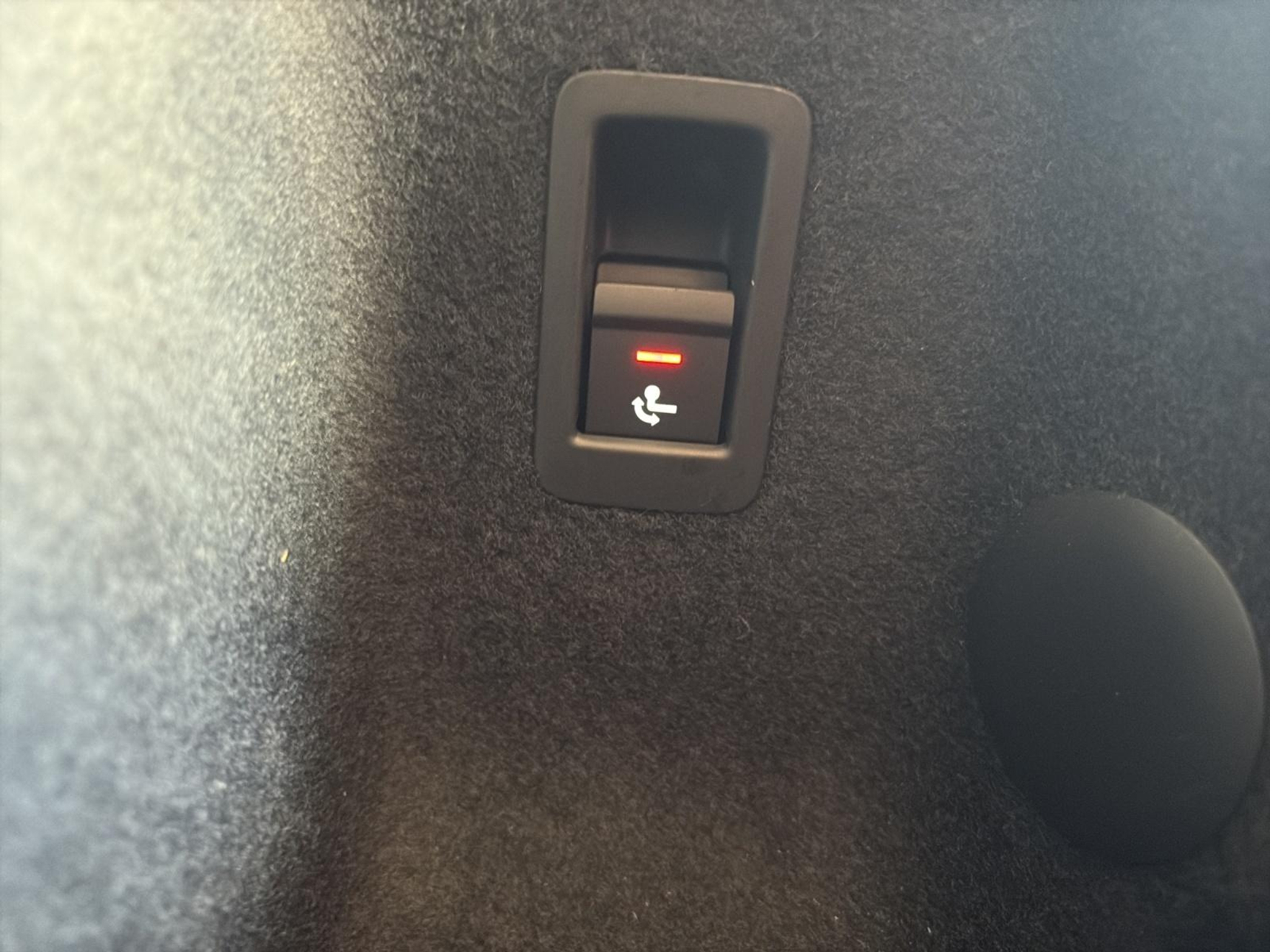 listing desktop thumbnail image 12