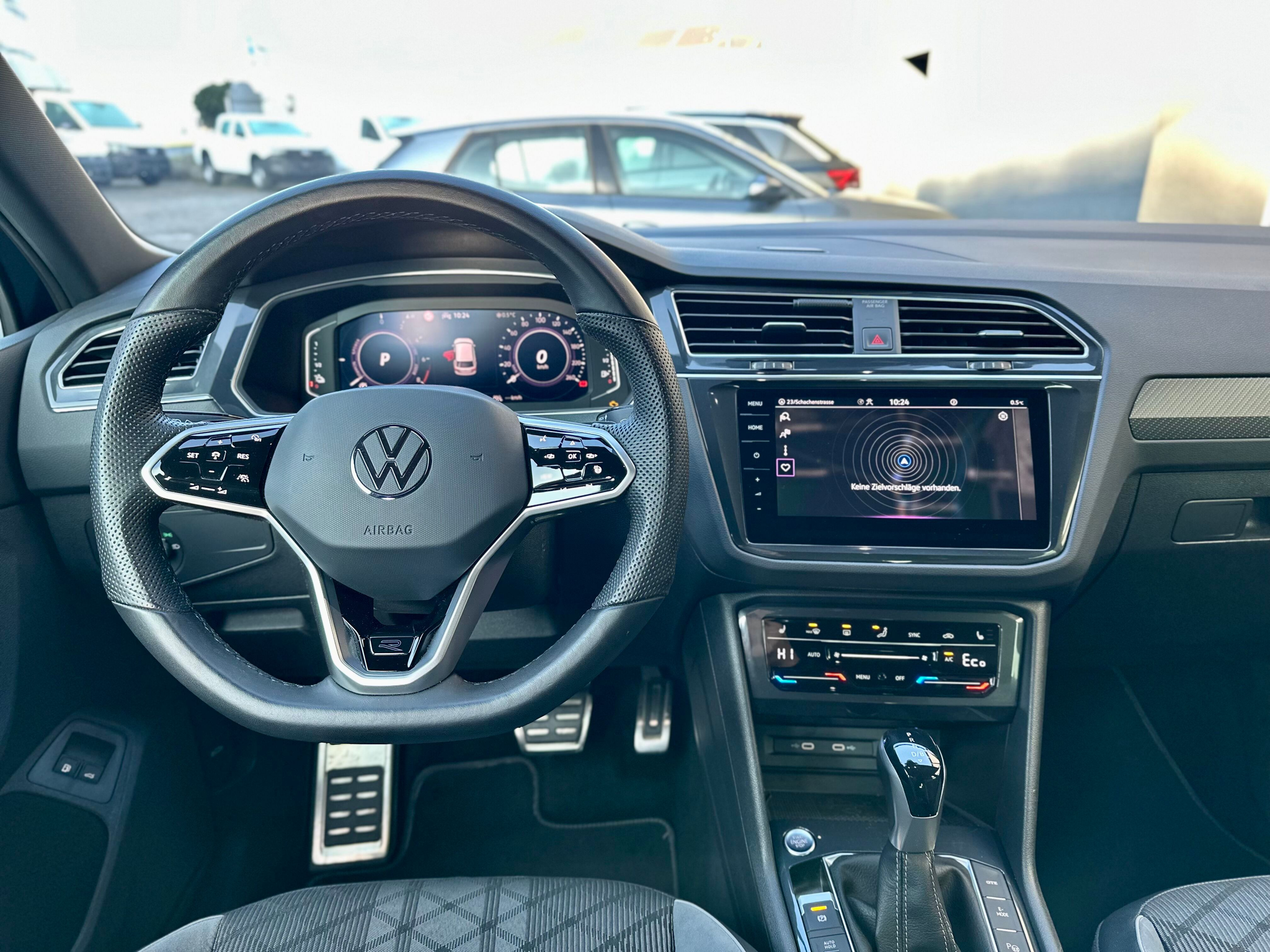 listing desktop thumbnail image 7