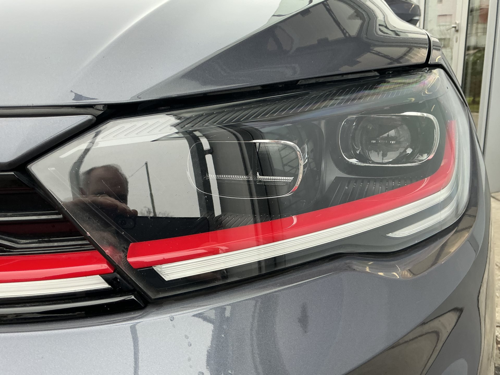 listing desktop thumbnail image 6