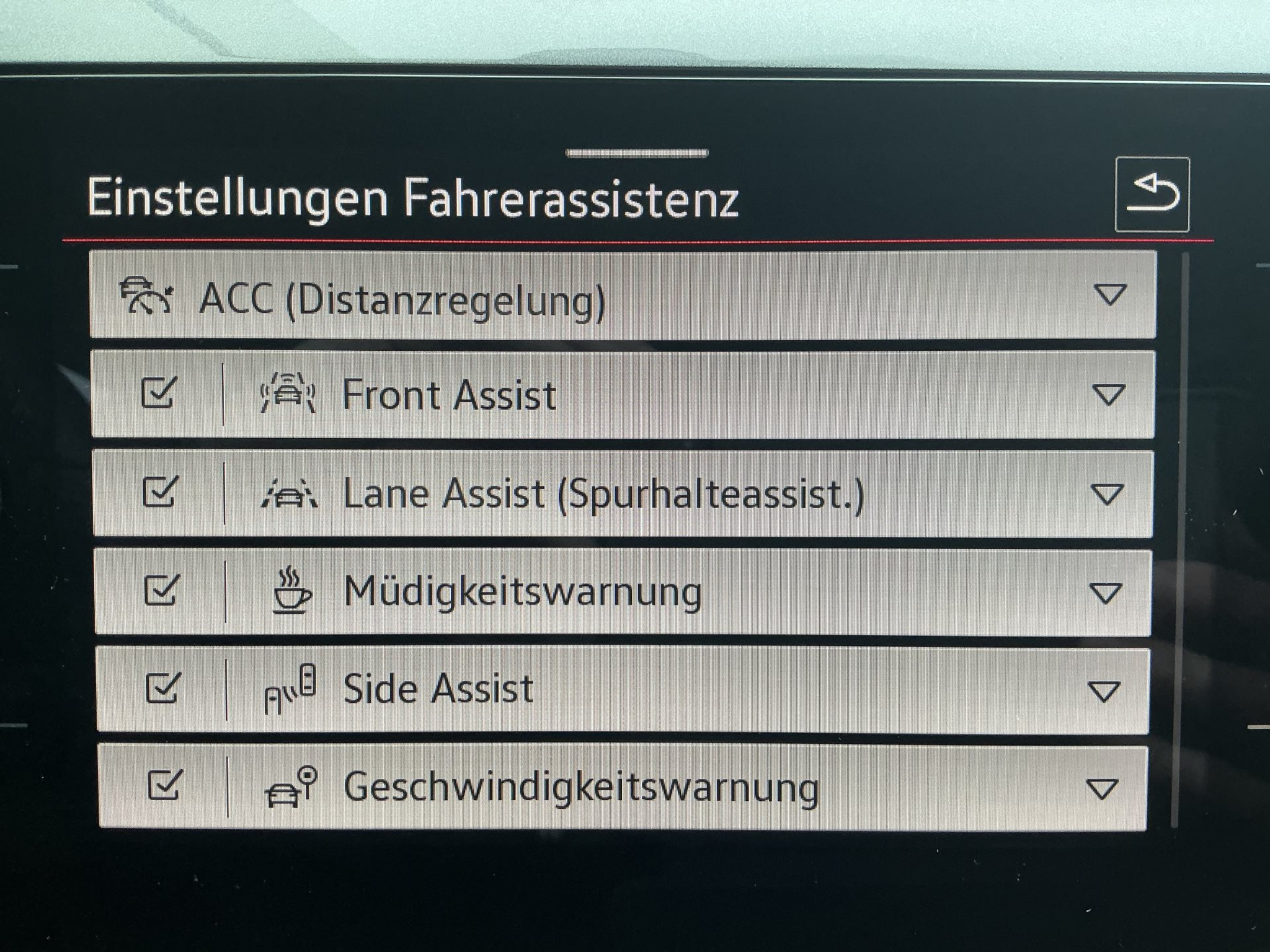 listing desktop thumbnail image 17