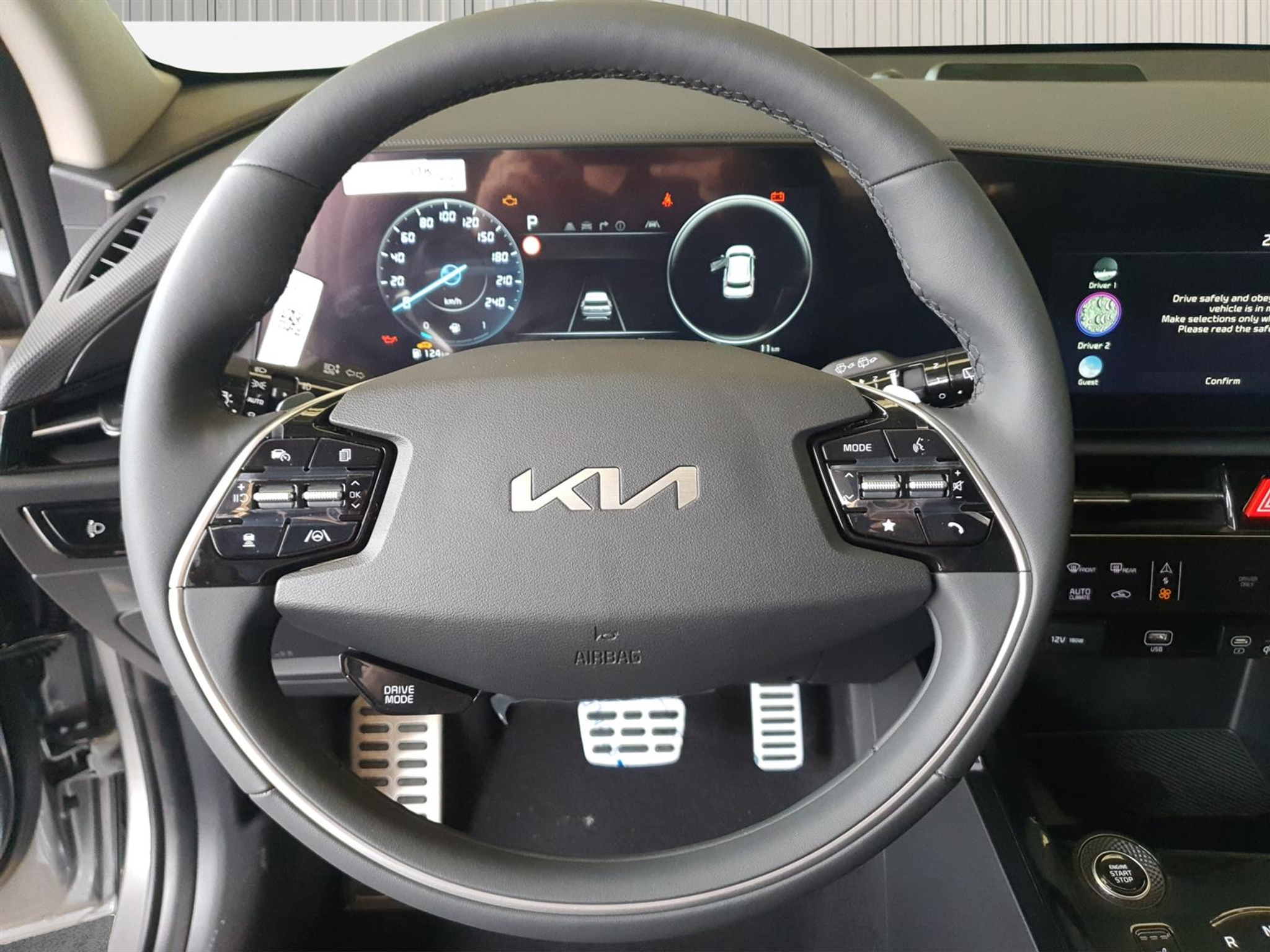 listing desktop thumbnail image 9