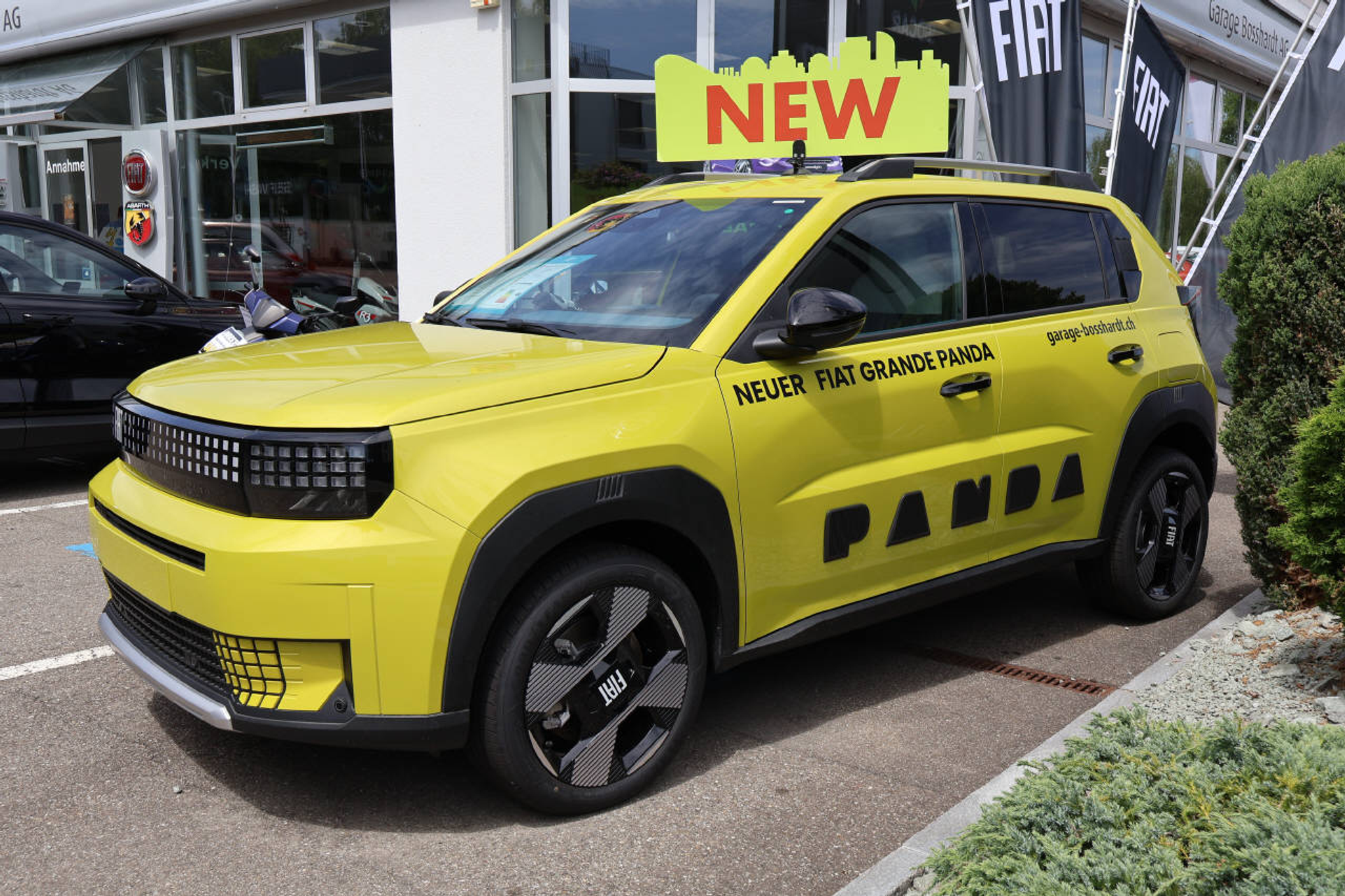 listing desktop thumbnail image 4