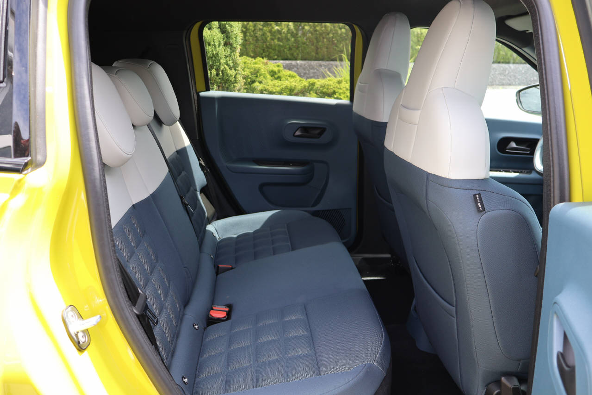 listing desktop thumbnail image 14