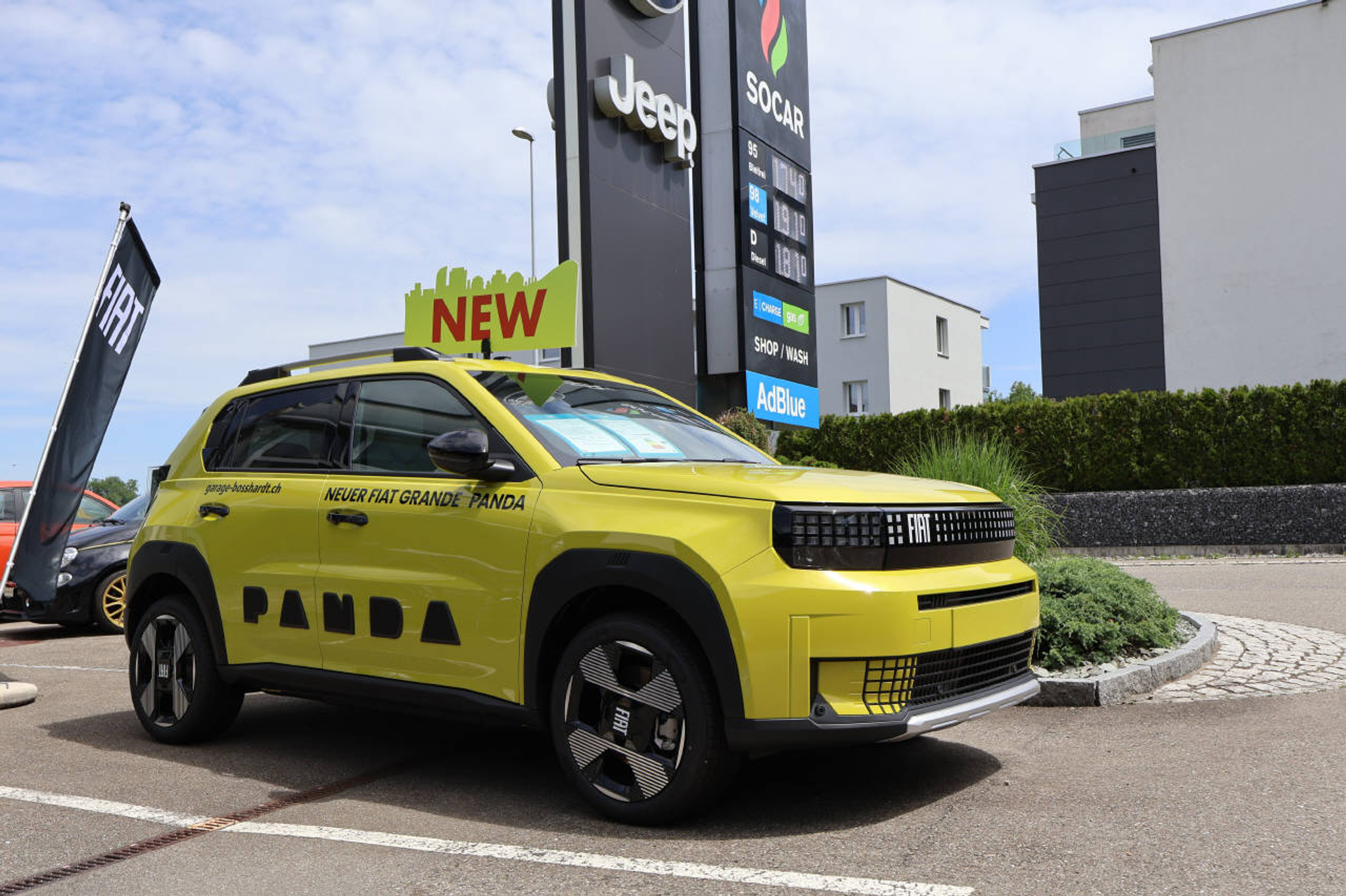 listing desktop thumbnail image 0