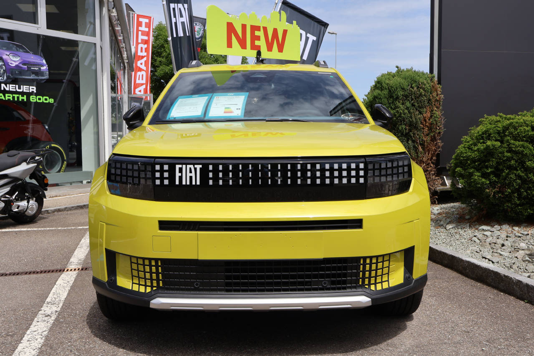 listing desktop thumbnail image 5