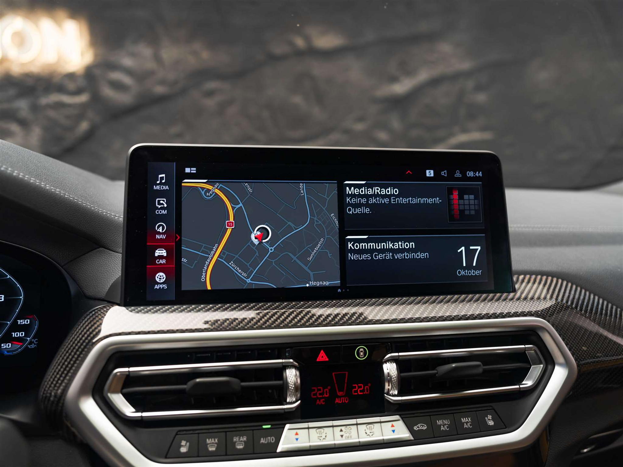 listing desktop thumbnail image 35