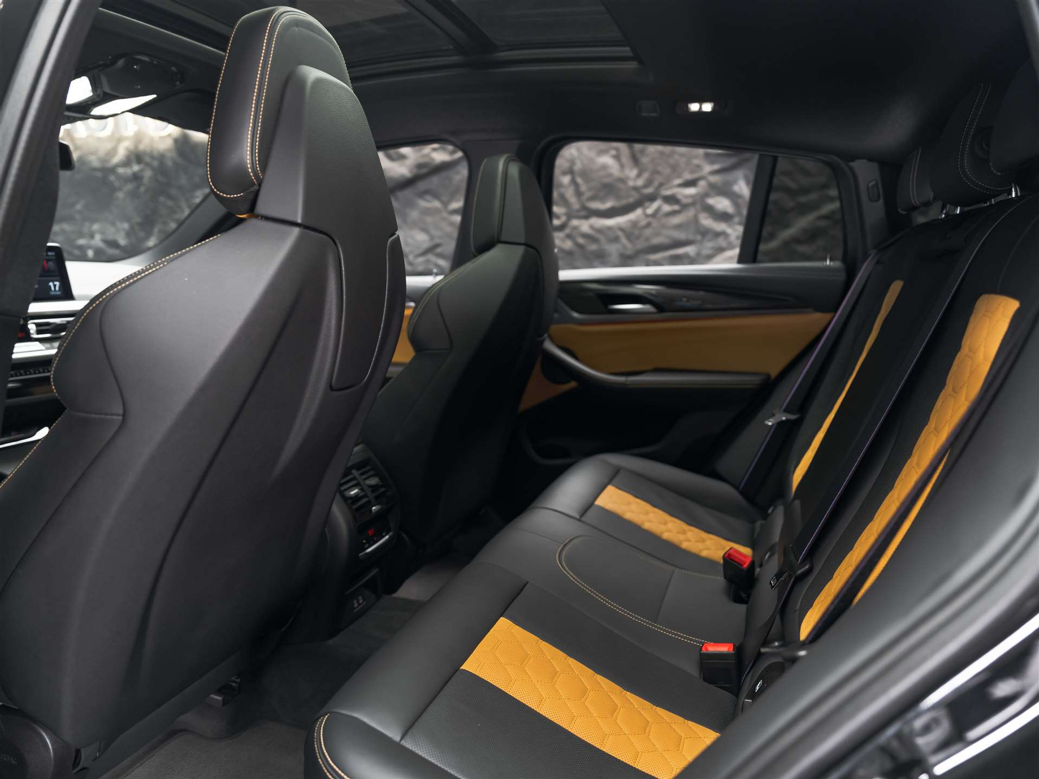 listing desktop thumbnail image 12