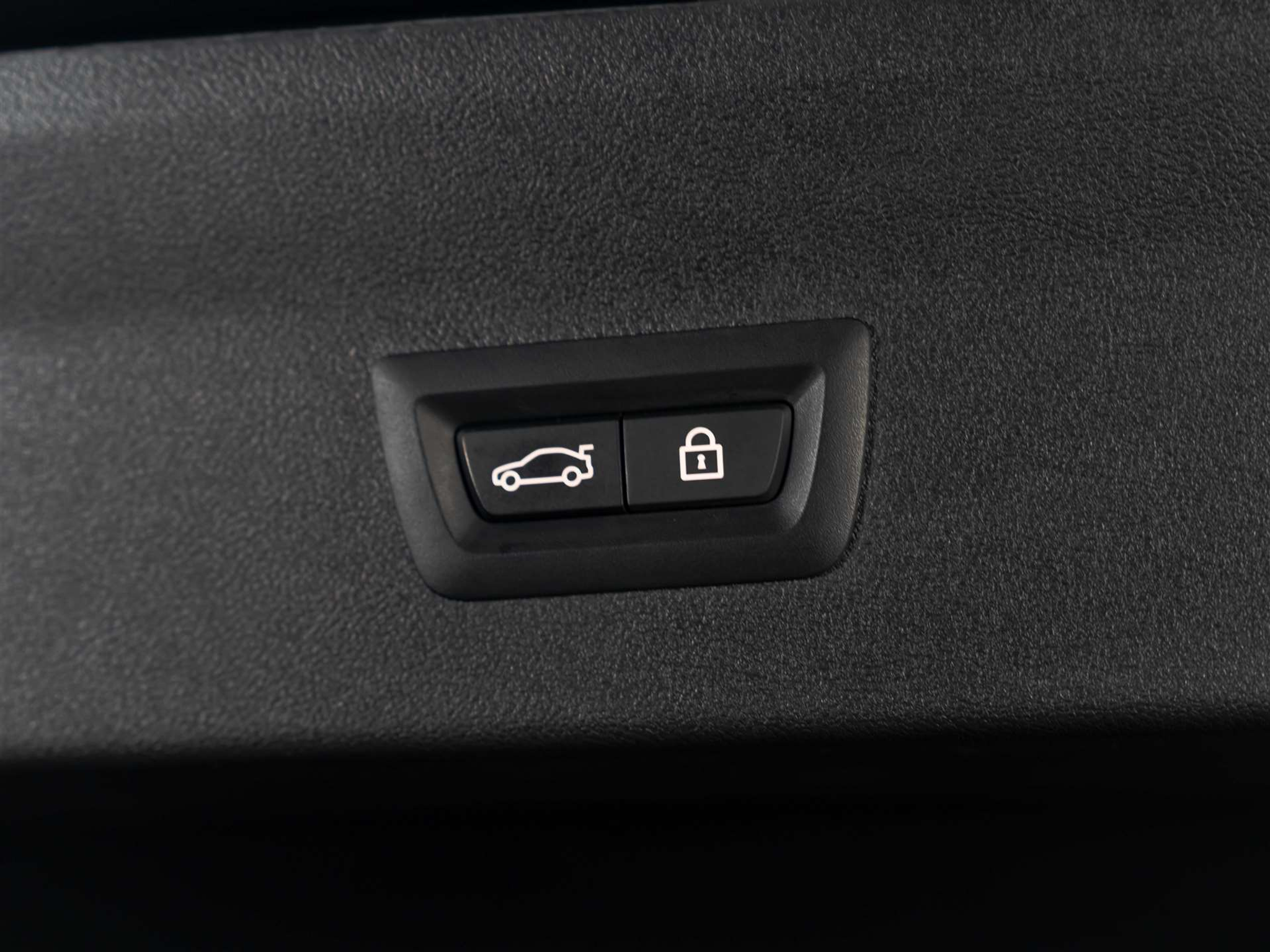 listing desktop thumbnail image 41