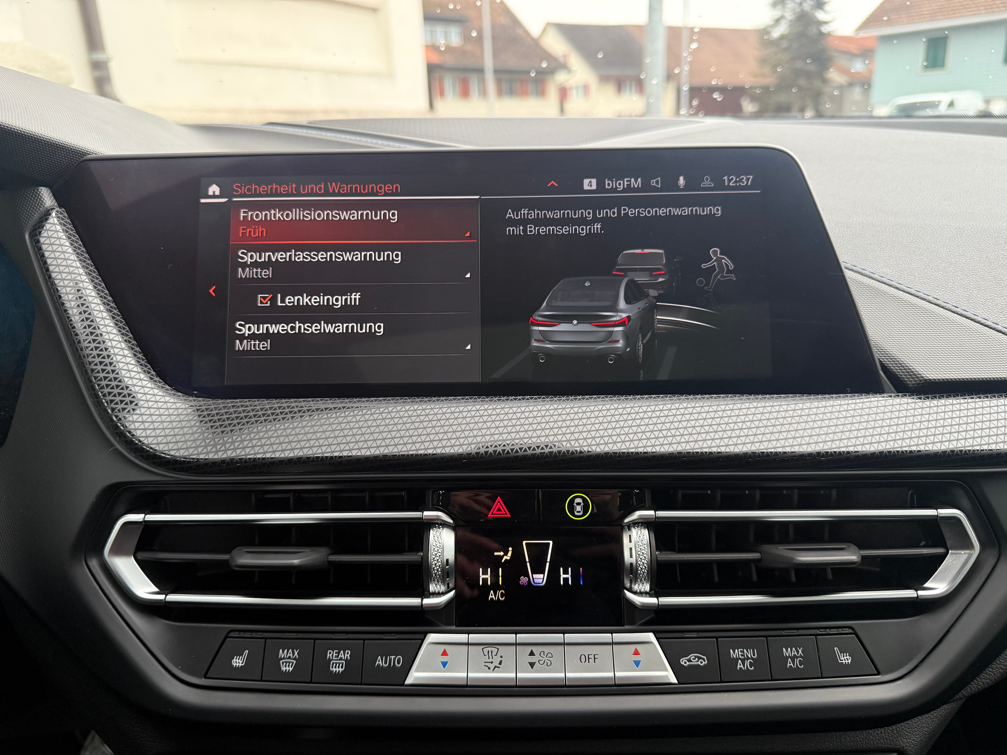 listing desktop thumbnail image 13