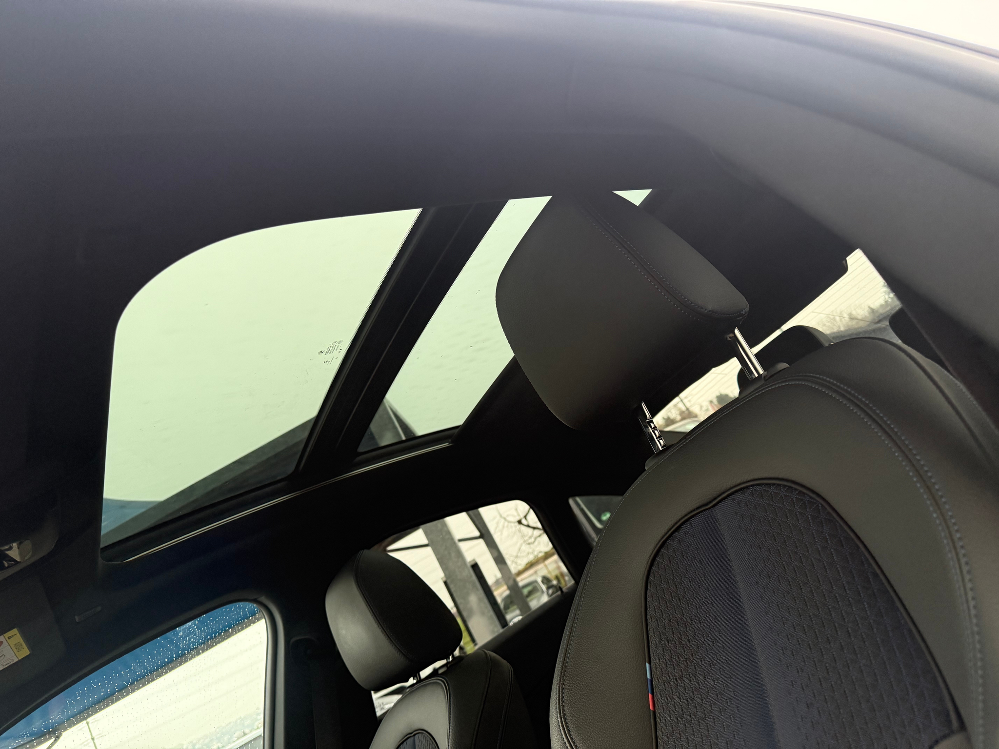 listing desktop thumbnail image 6