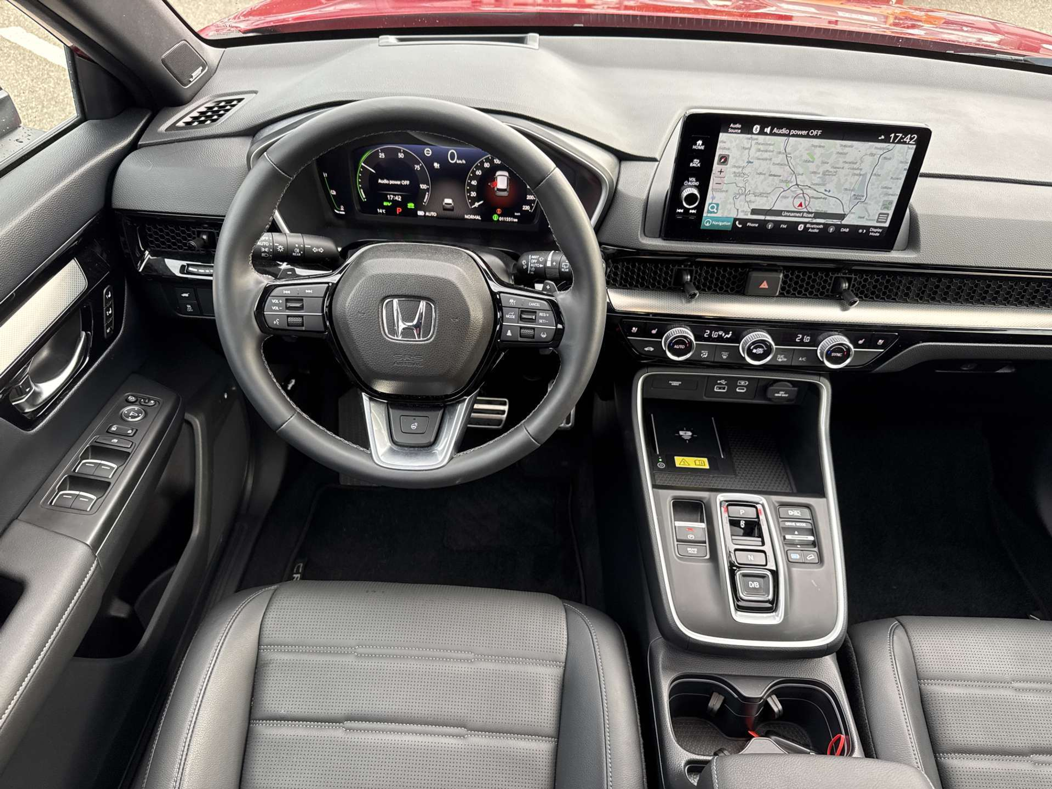 listing desktop thumbnail image 4