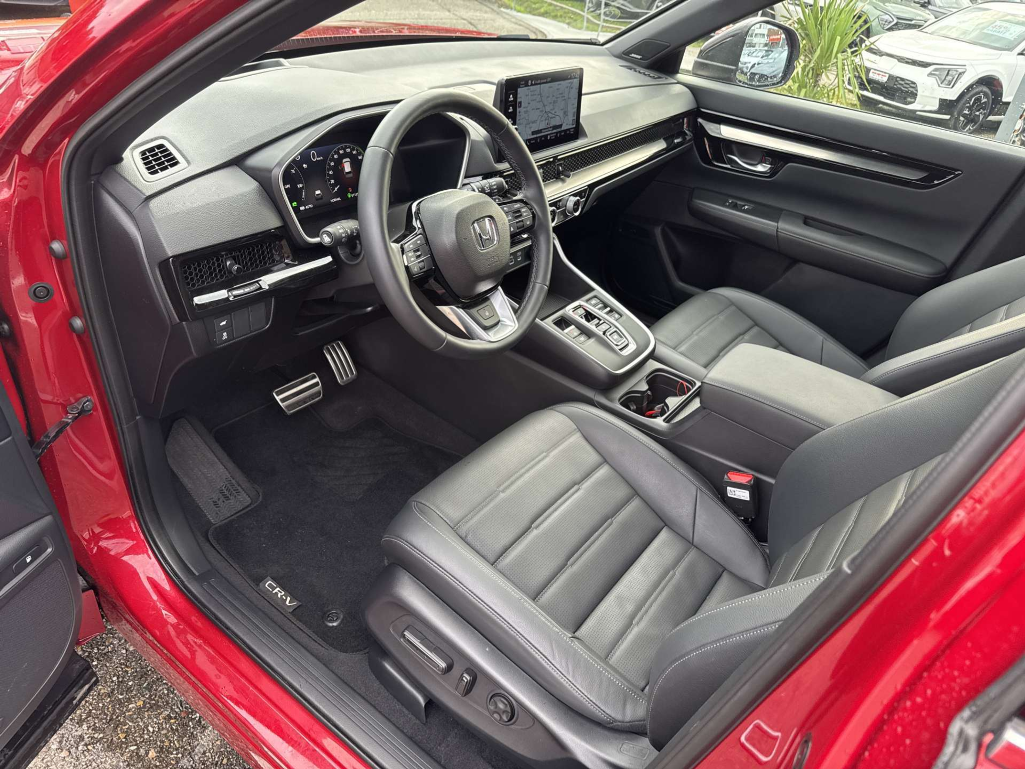 listing desktop thumbnail image 5