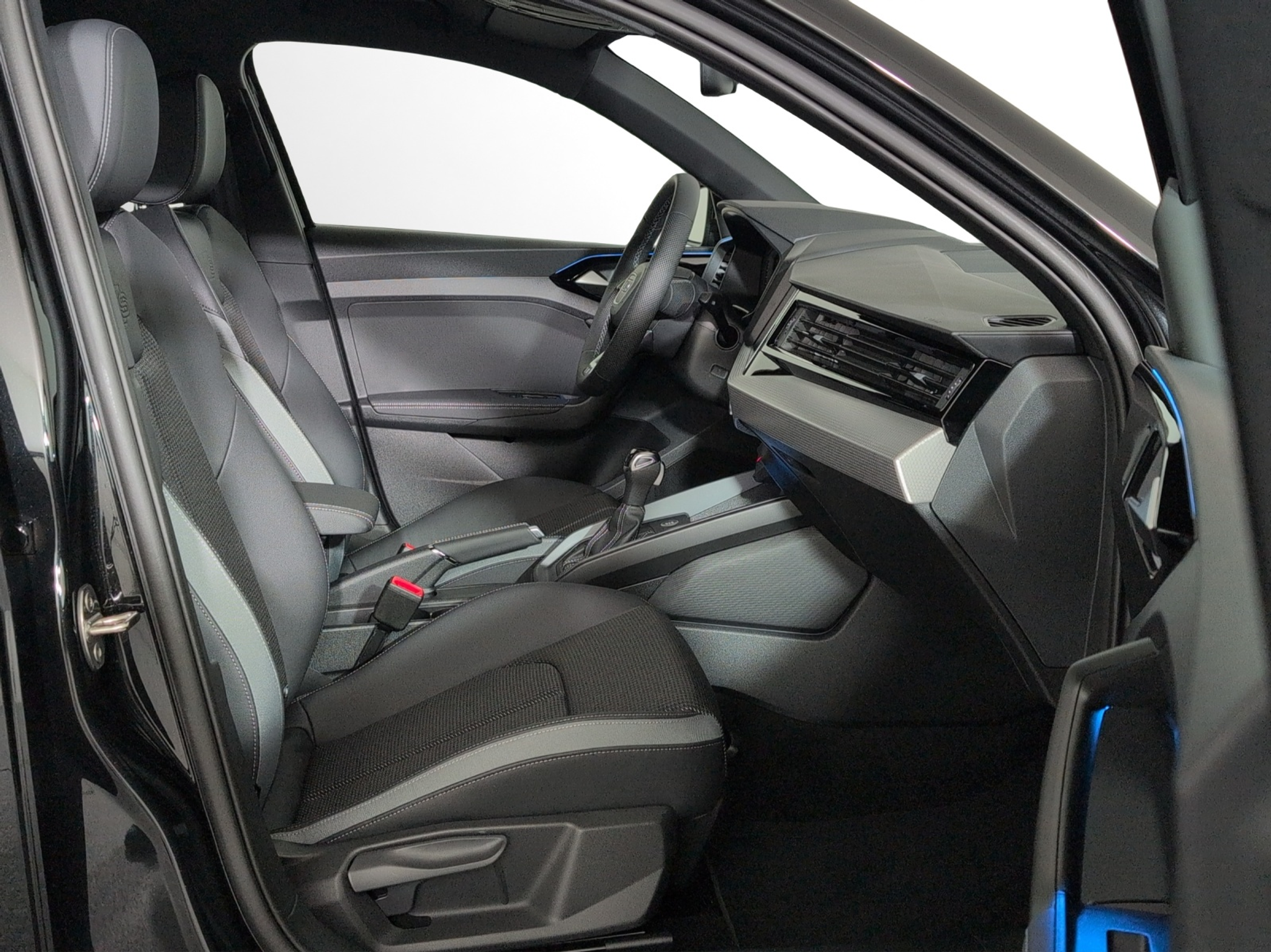 listing desktop thumbnail image 6