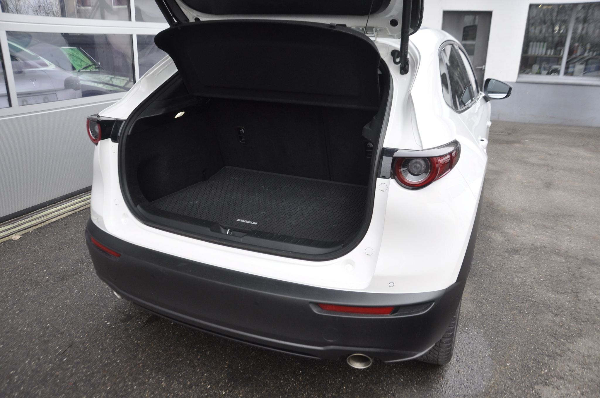 listing desktop thumbnail image 14