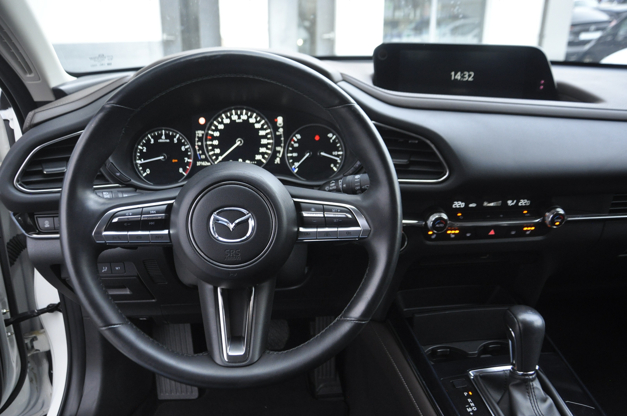 listing desktop thumbnail image 12