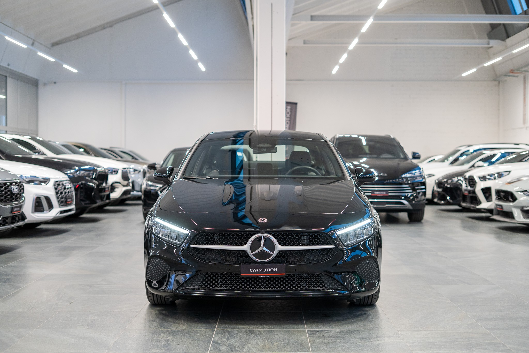 listing desktop thumbnail image 1