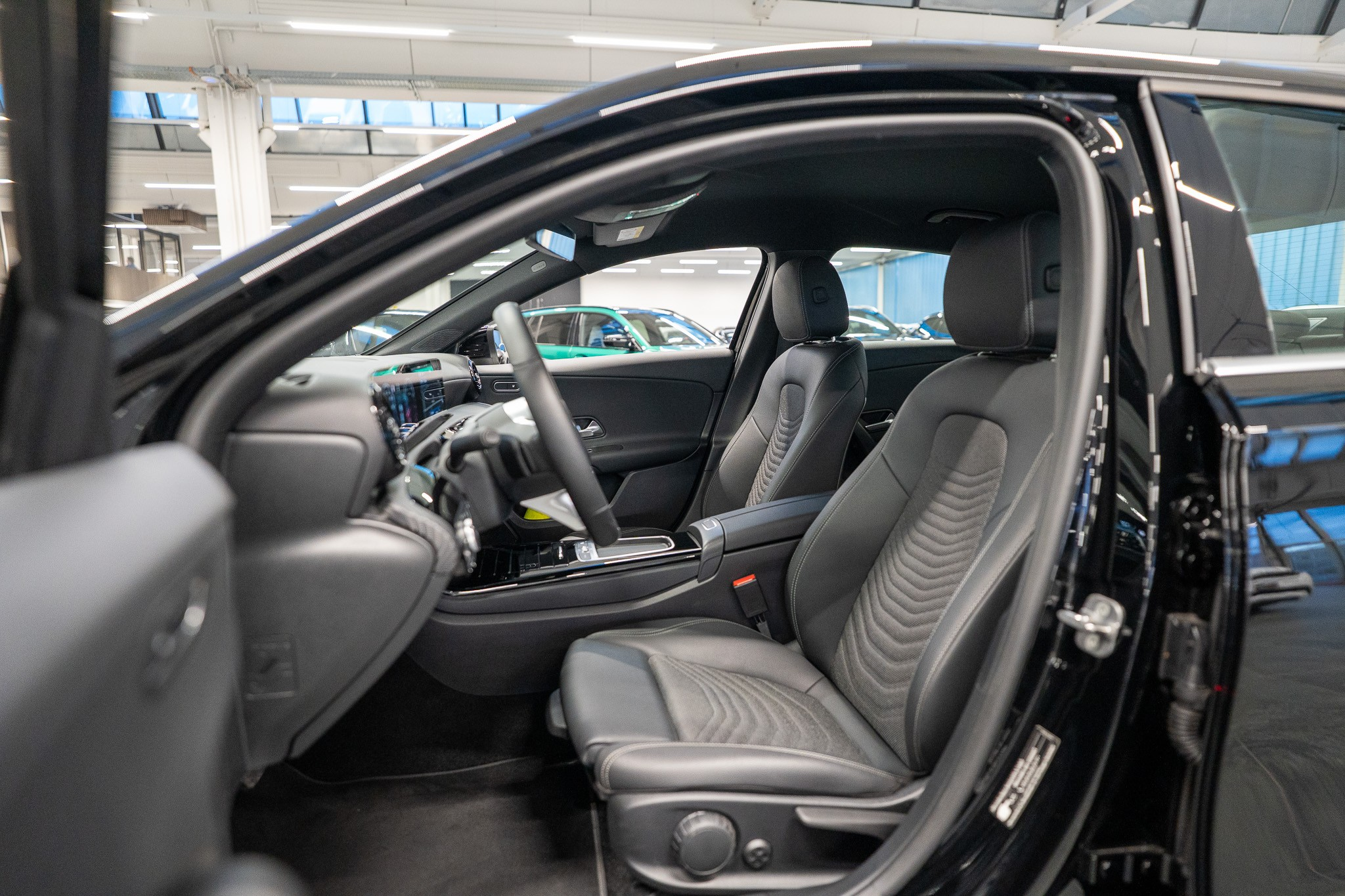 listing desktop thumbnail image 7