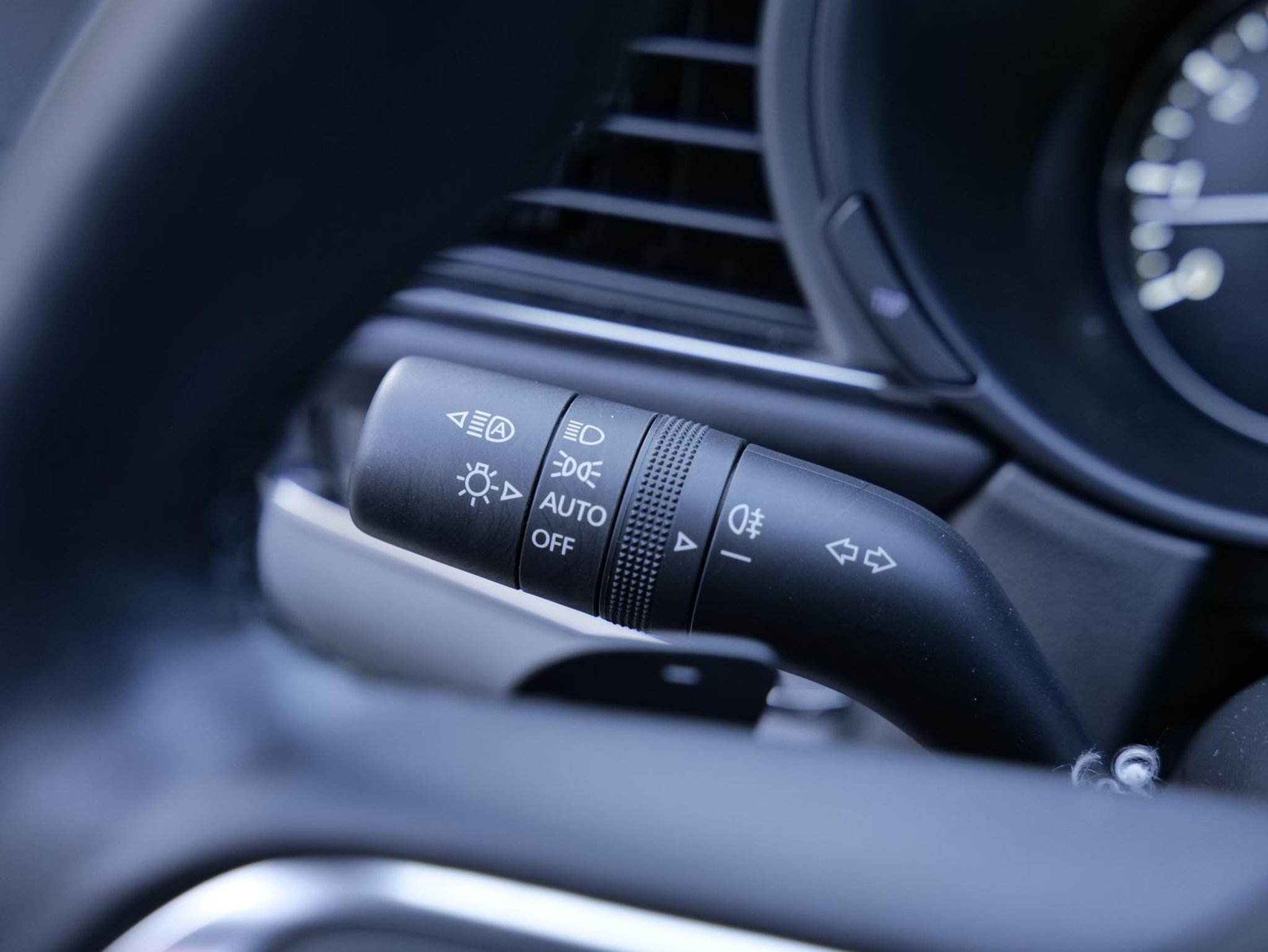 listing desktop thumbnail image 22