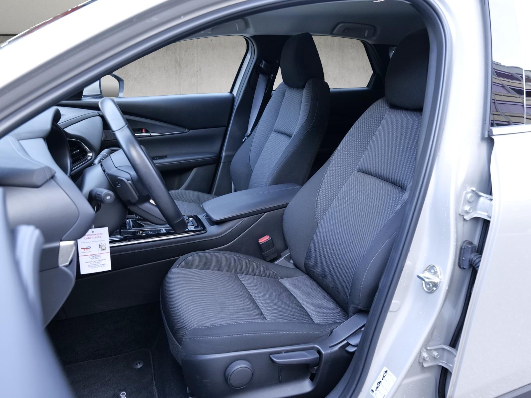 listing desktop thumbnail image 6