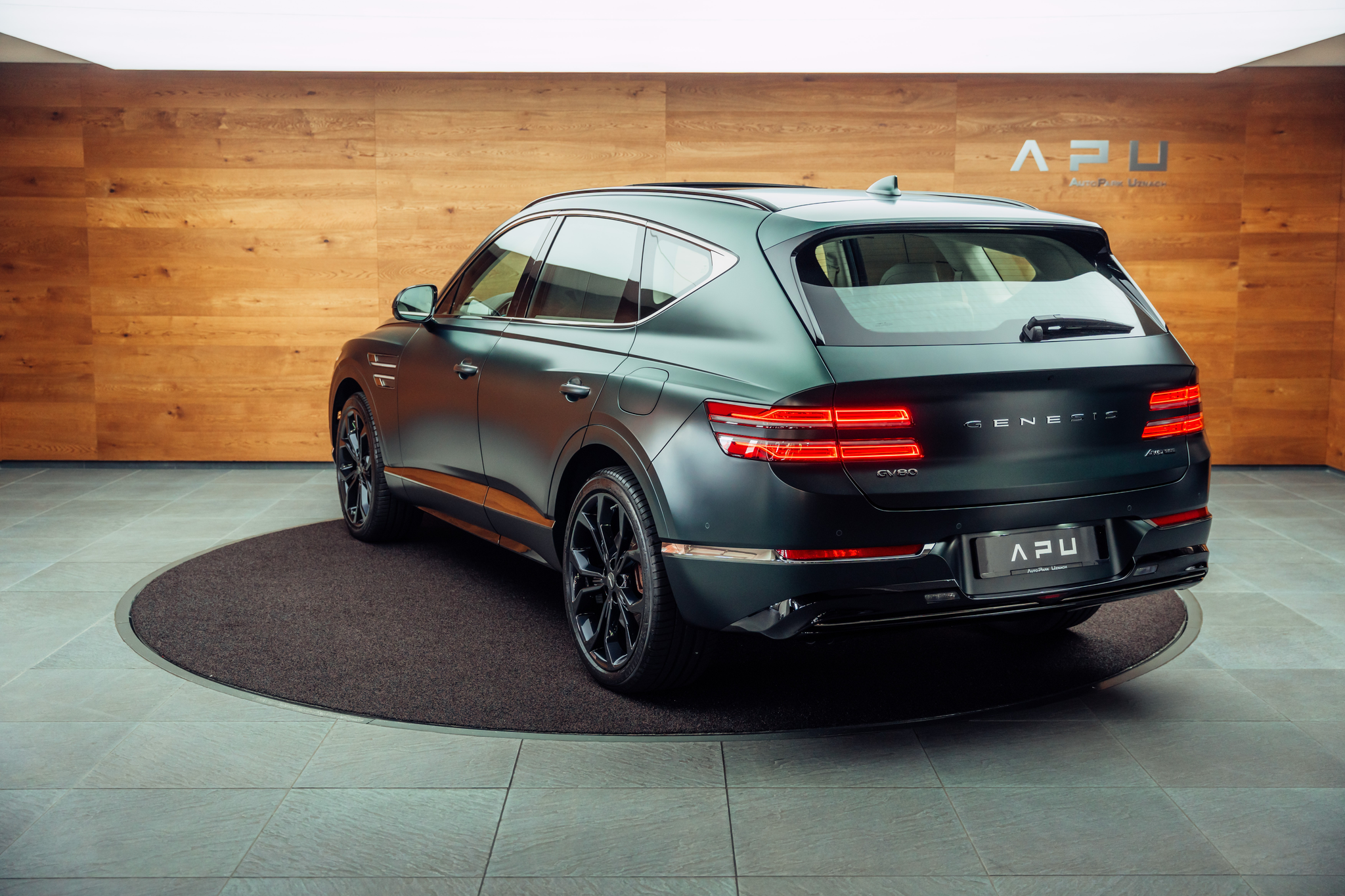 listing desktop thumbnail image 2