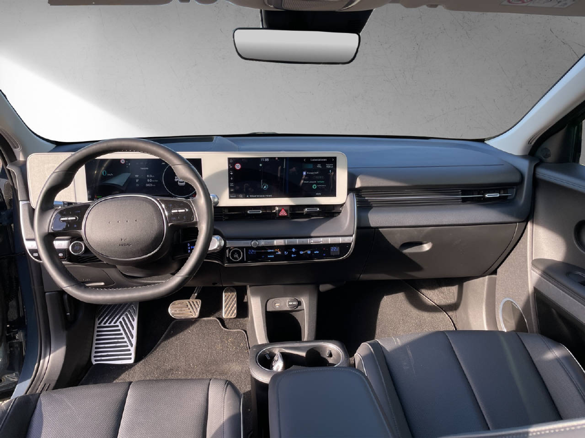 listing desktop thumbnail image 7