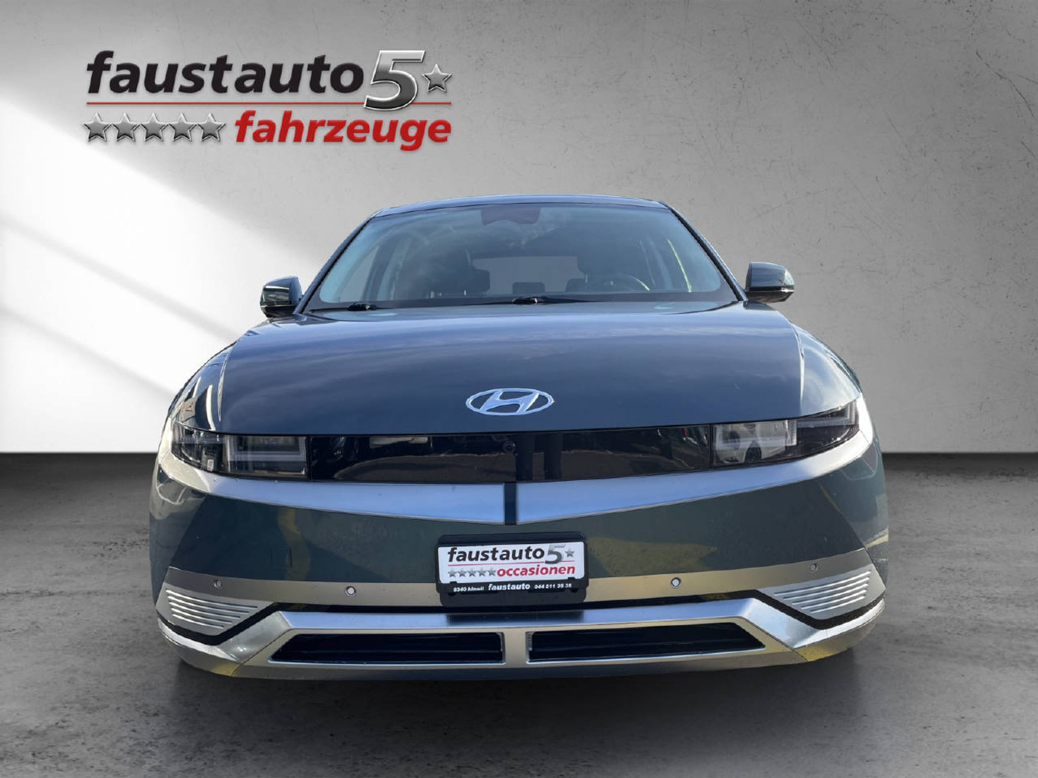 listing desktop thumbnail image 1