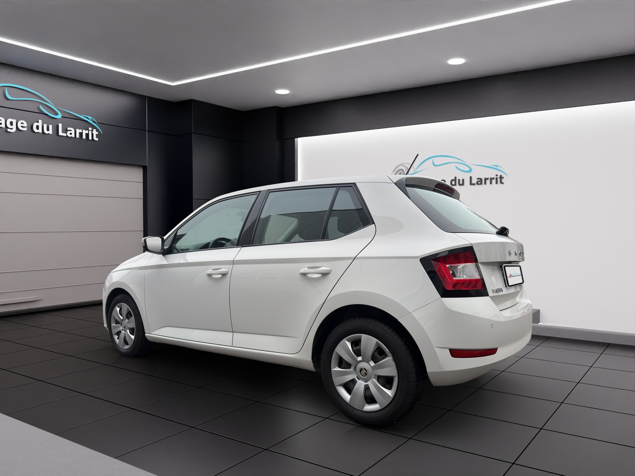 listing desktop thumbnail image 4