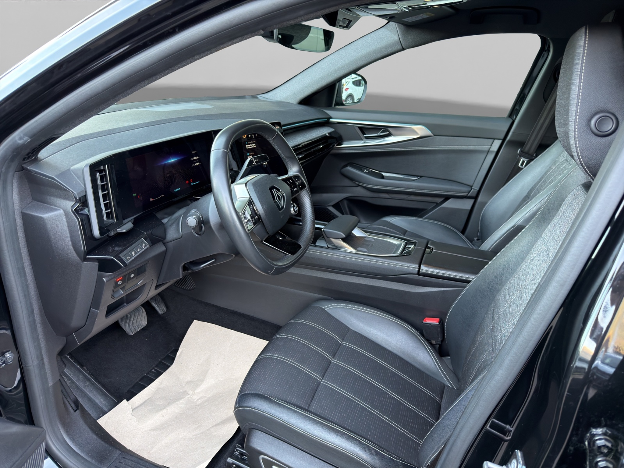 listing desktop thumbnail image 5