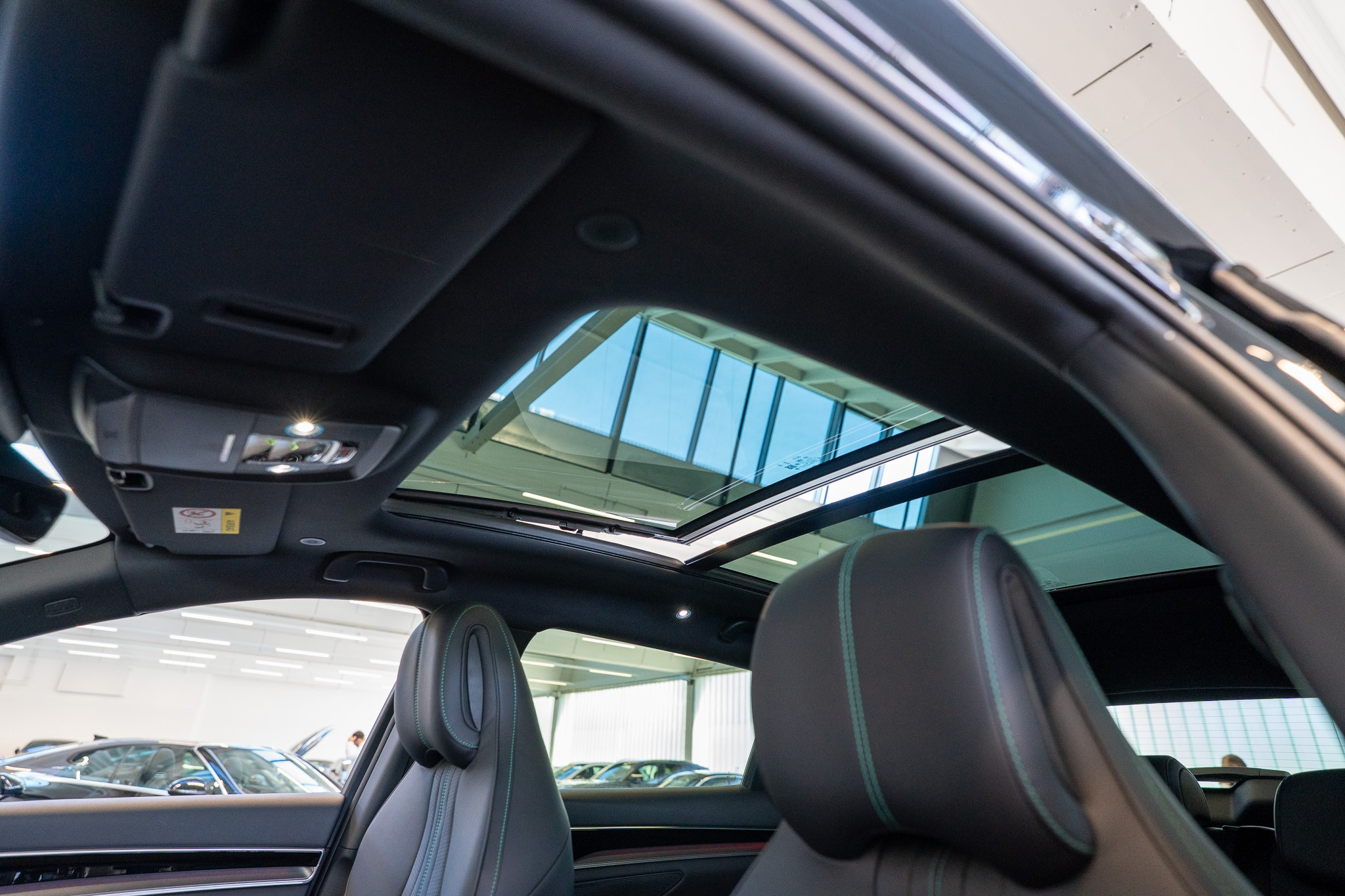 listing desktop thumbnail image 10