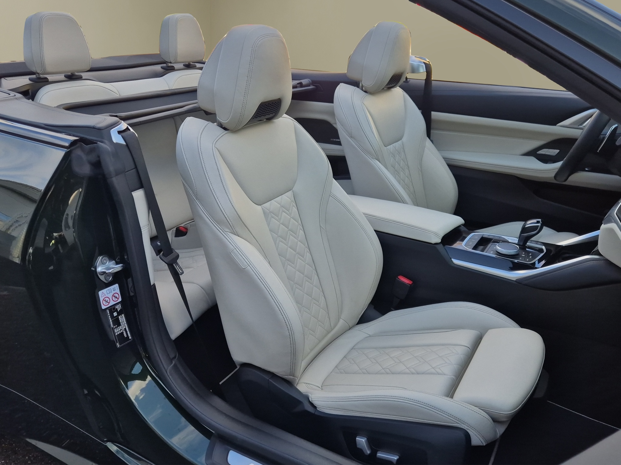 listing desktop thumbnail image 16