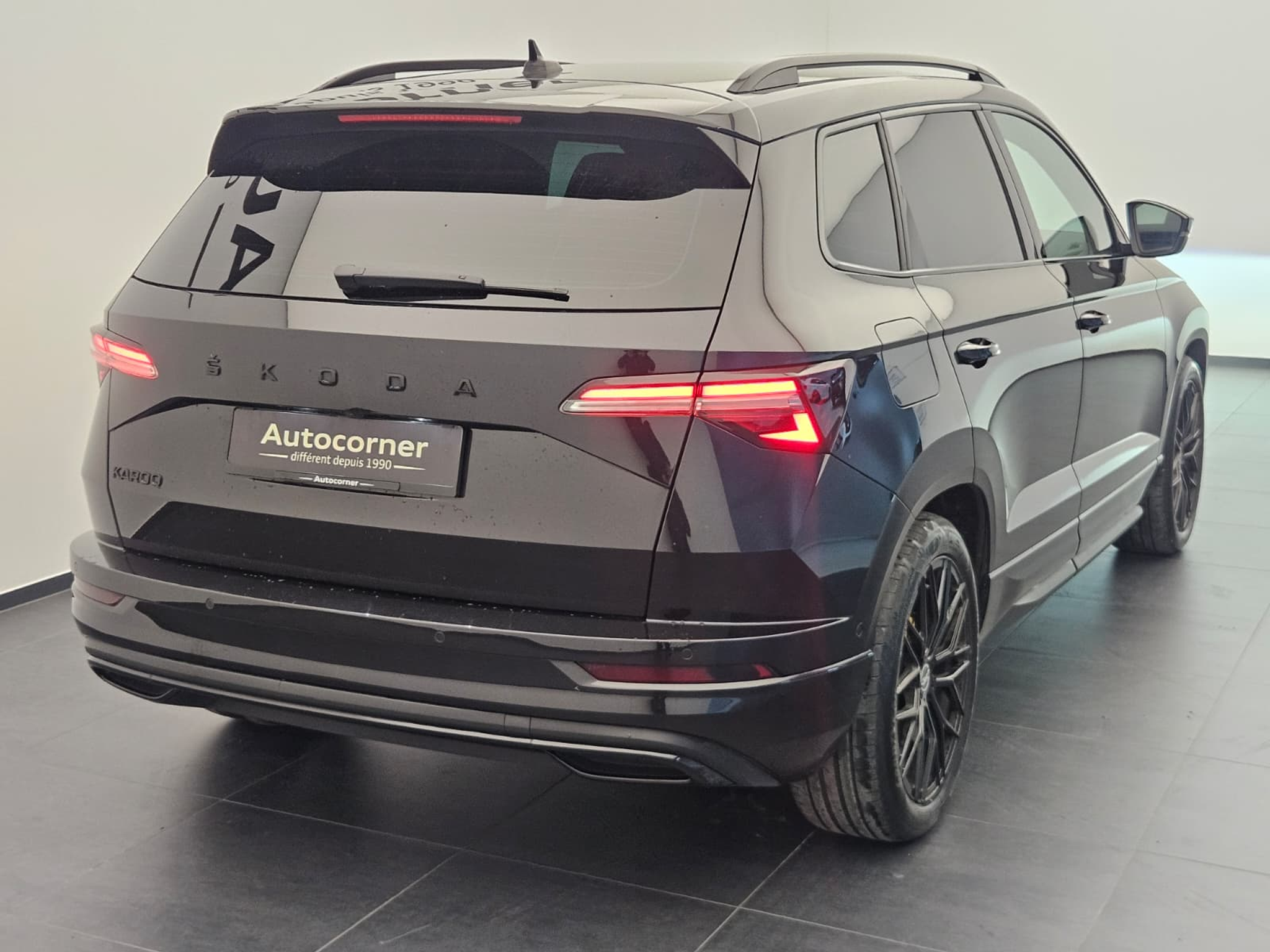 listing desktop thumbnail image 8