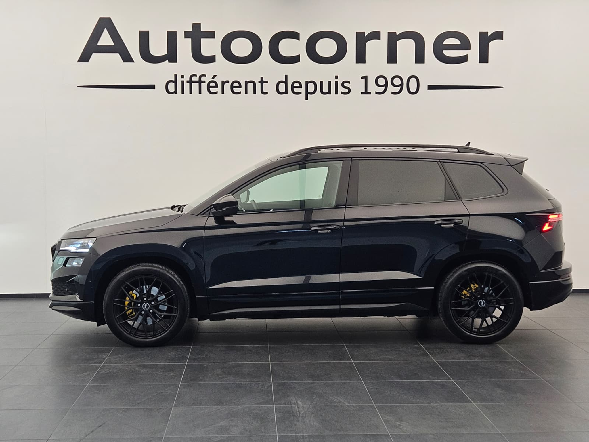 listing desktop thumbnail image 1