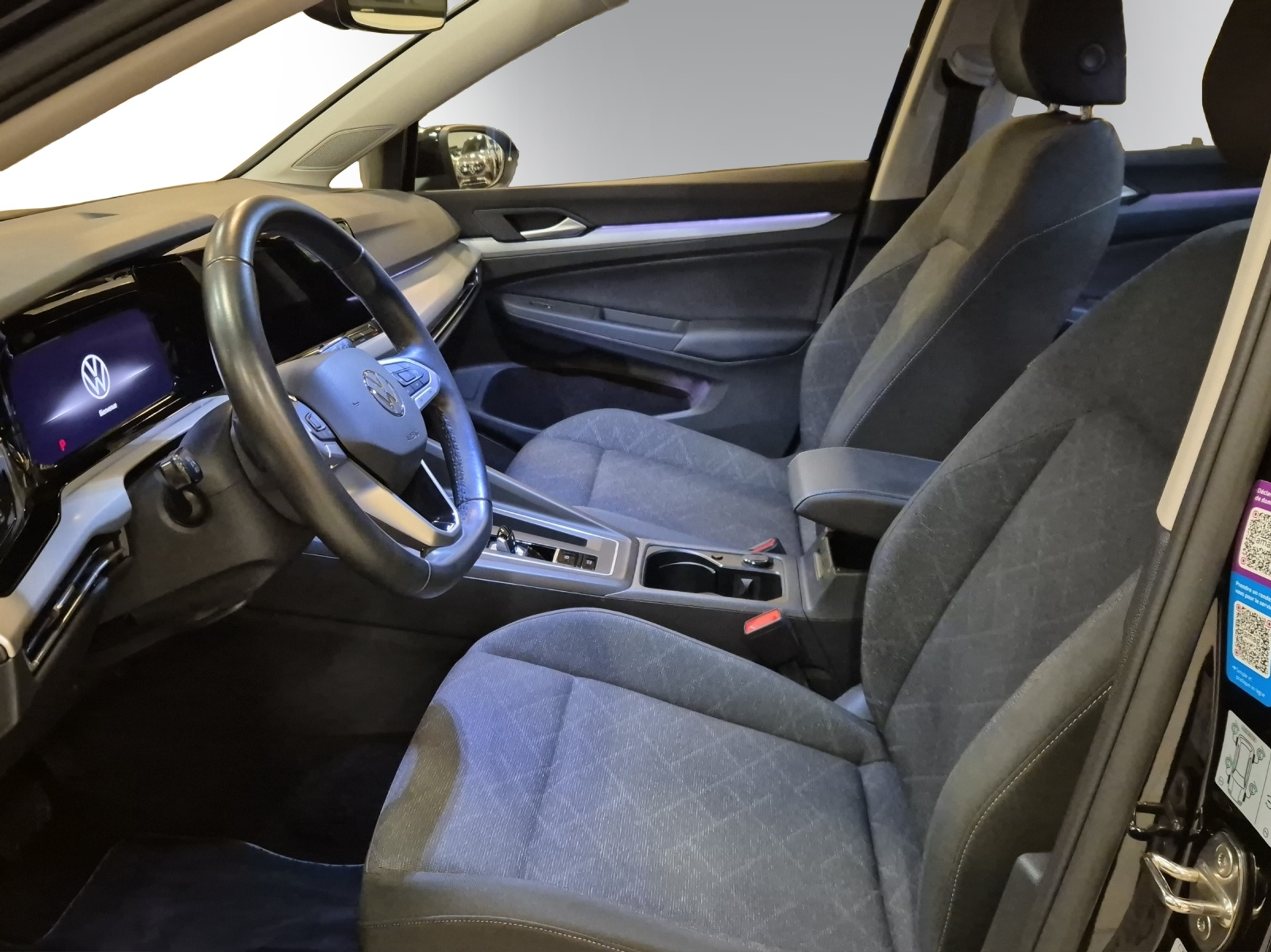 listing desktop thumbnail image 6