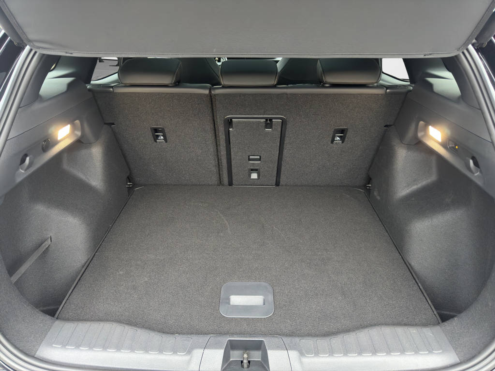 listing desktop thumbnail image 15