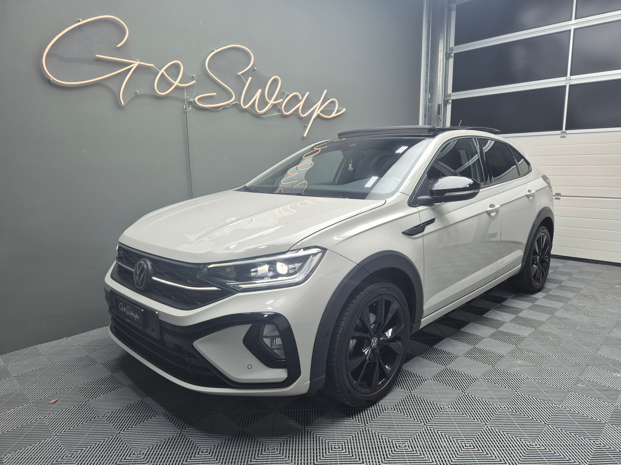 listing desktop thumbnail image 5