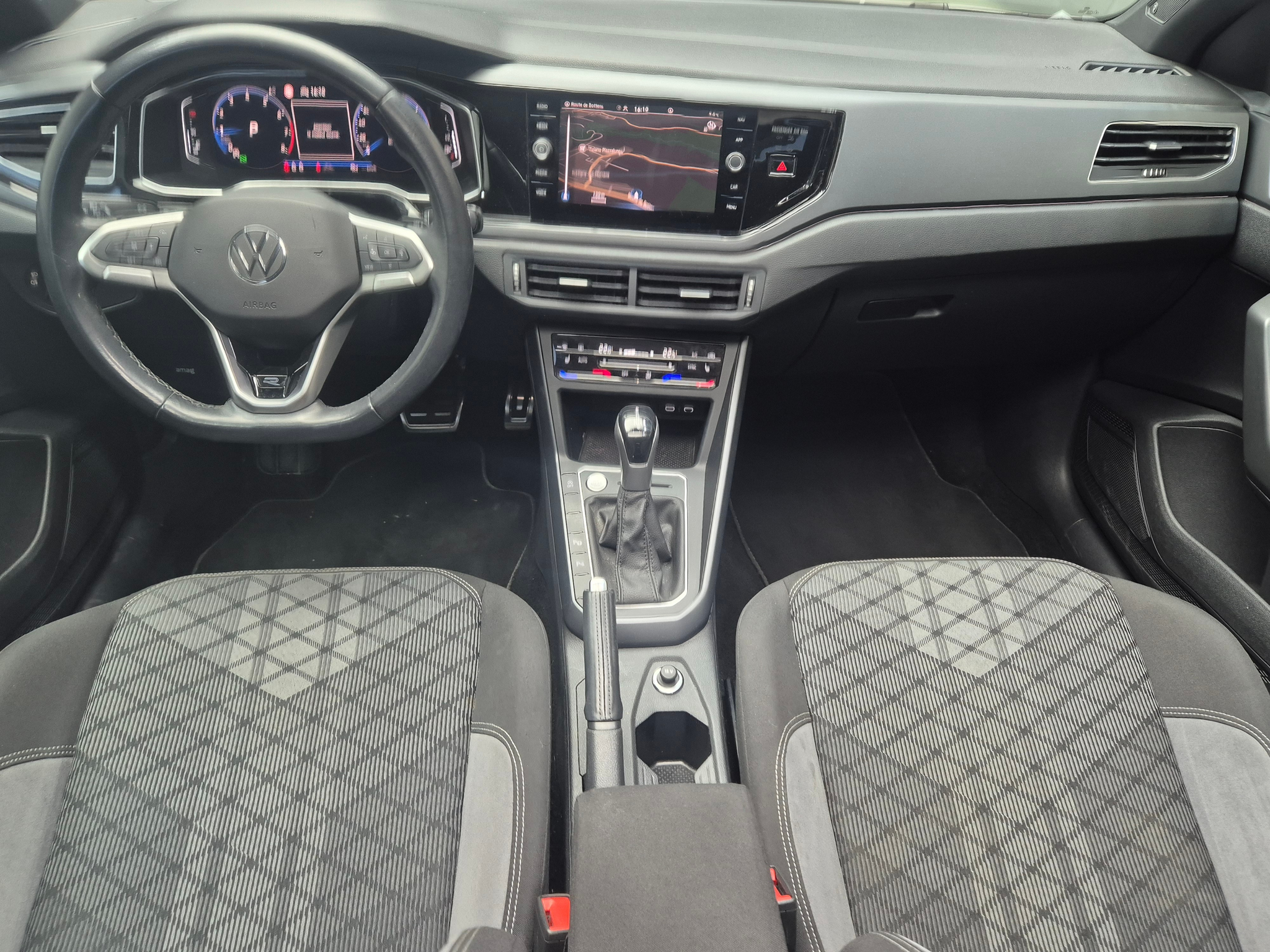 listing desktop thumbnail image 17