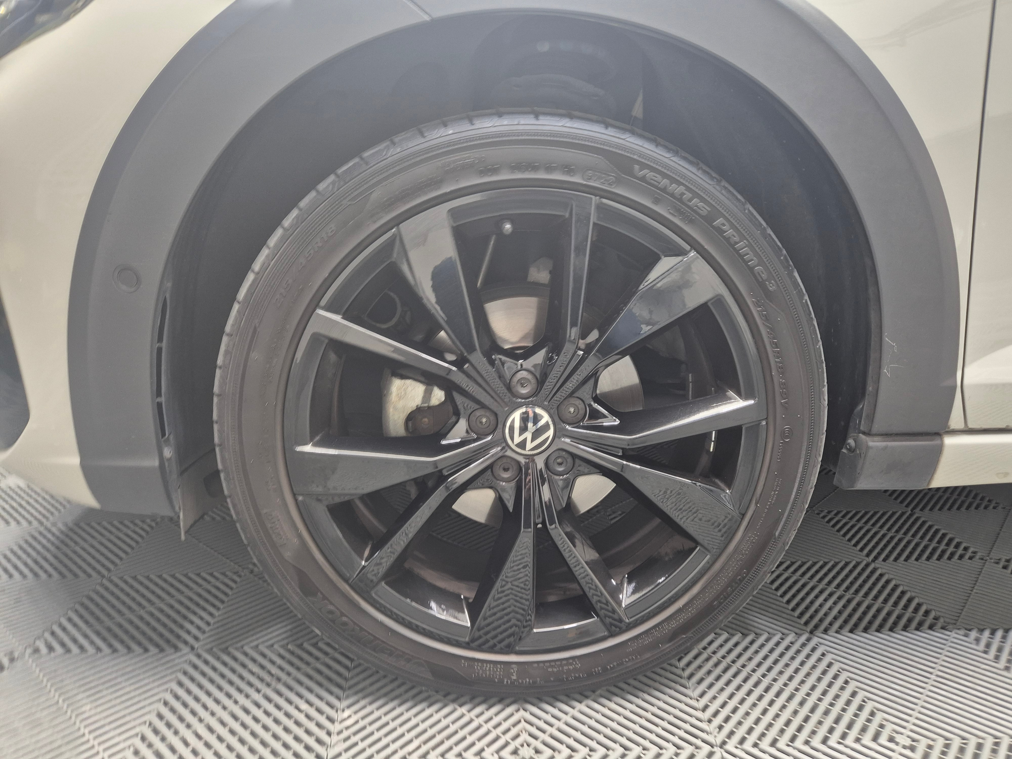 listing desktop thumbnail image 27