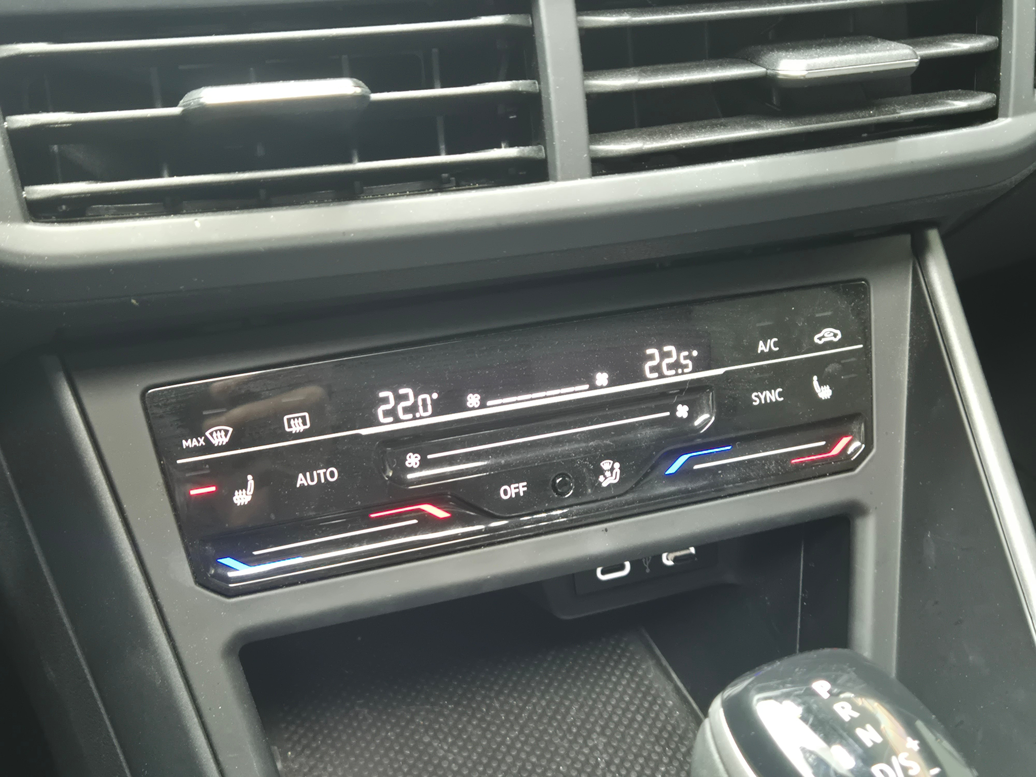 listing desktop thumbnail image 23