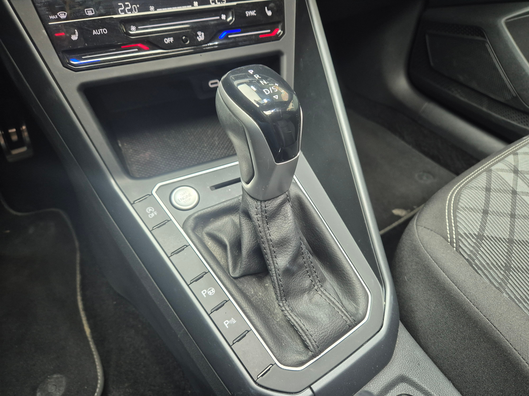 listing desktop thumbnail image 22