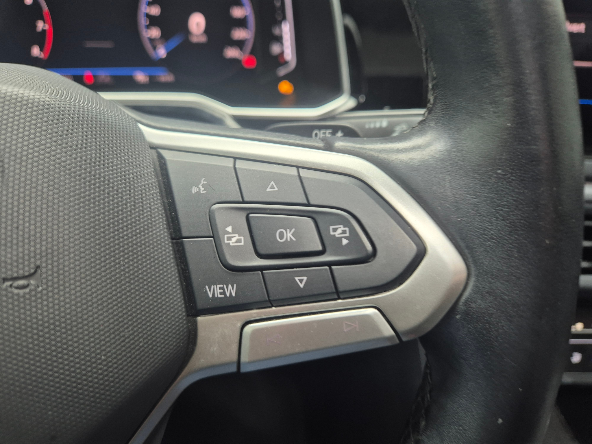 listing desktop thumbnail image 21