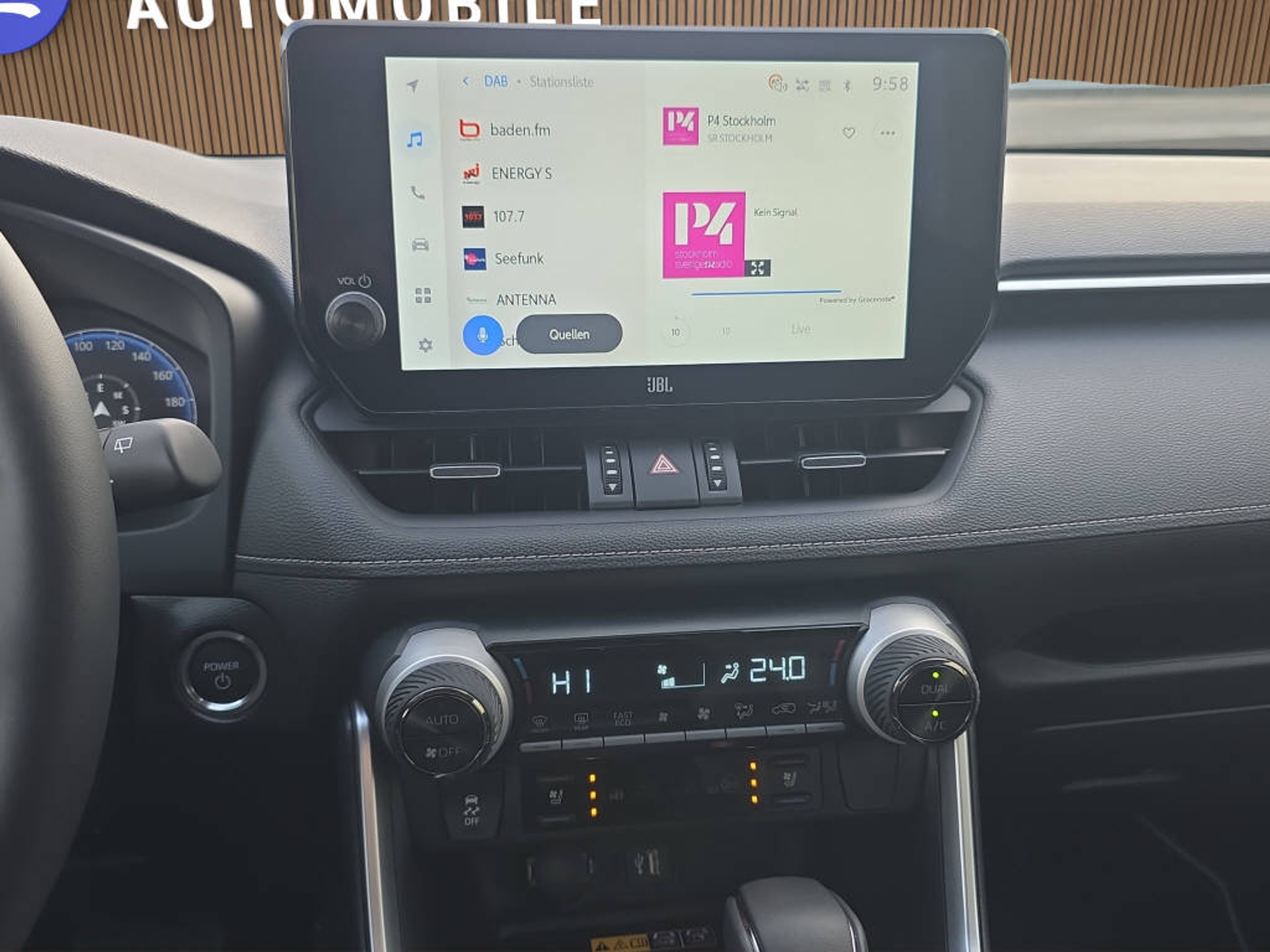 listing desktop thumbnail image 15