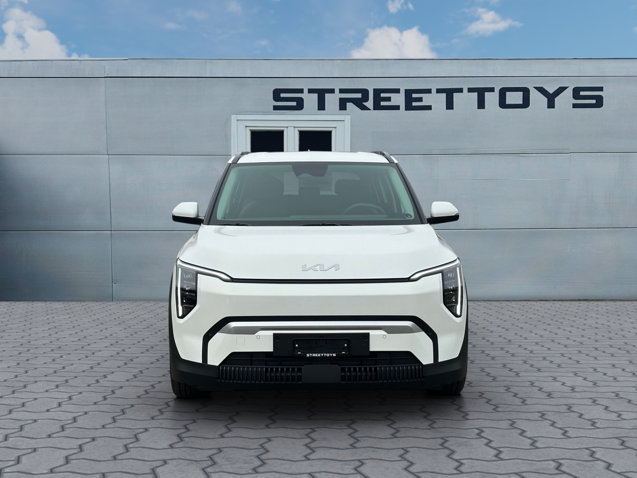 listing desktop thumbnail image 3