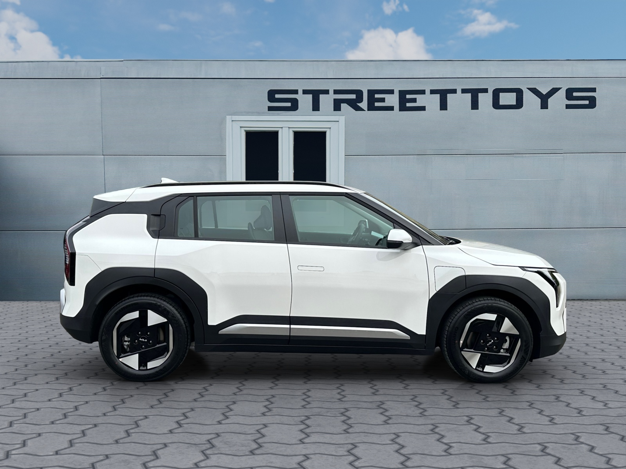 listing desktop thumbnail image 1