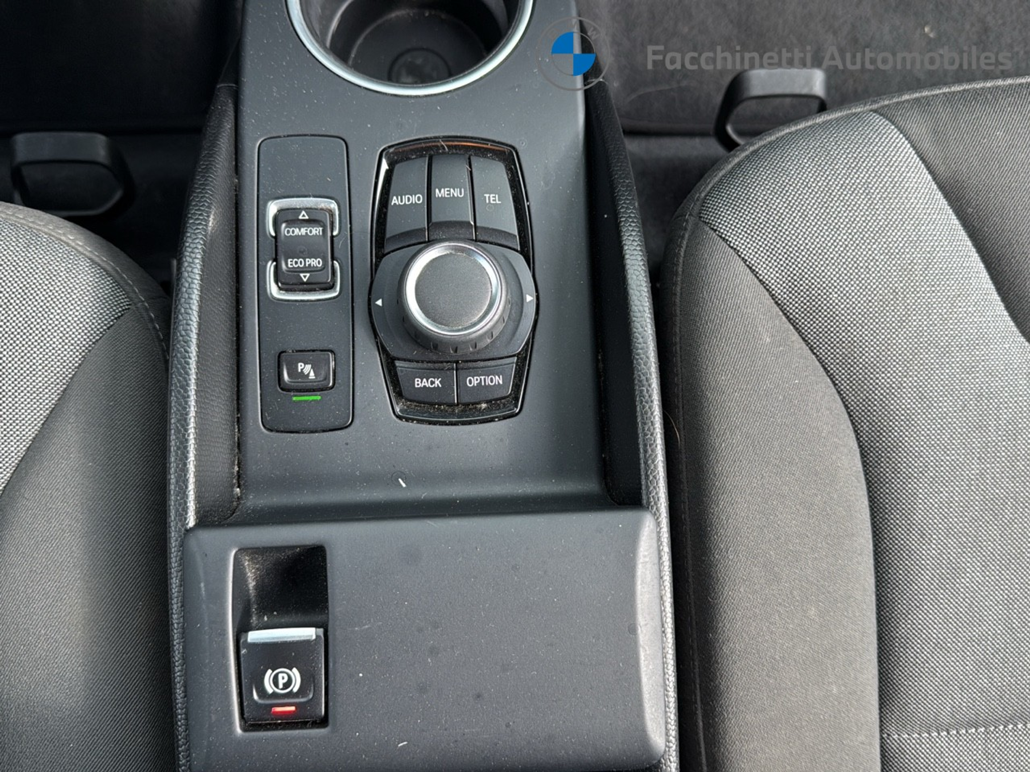 listing desktop thumbnail image 15