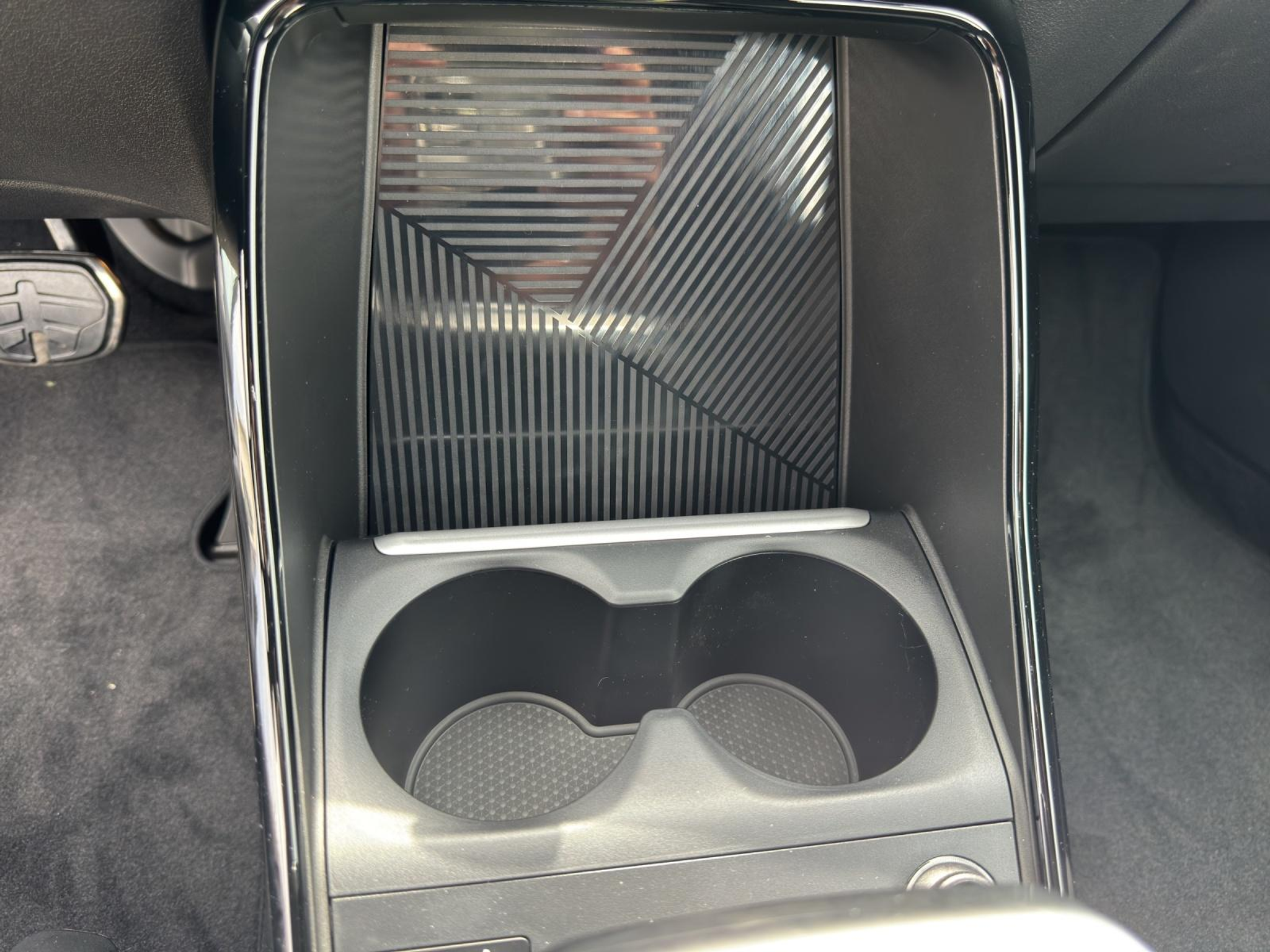 listing desktop thumbnail image 13