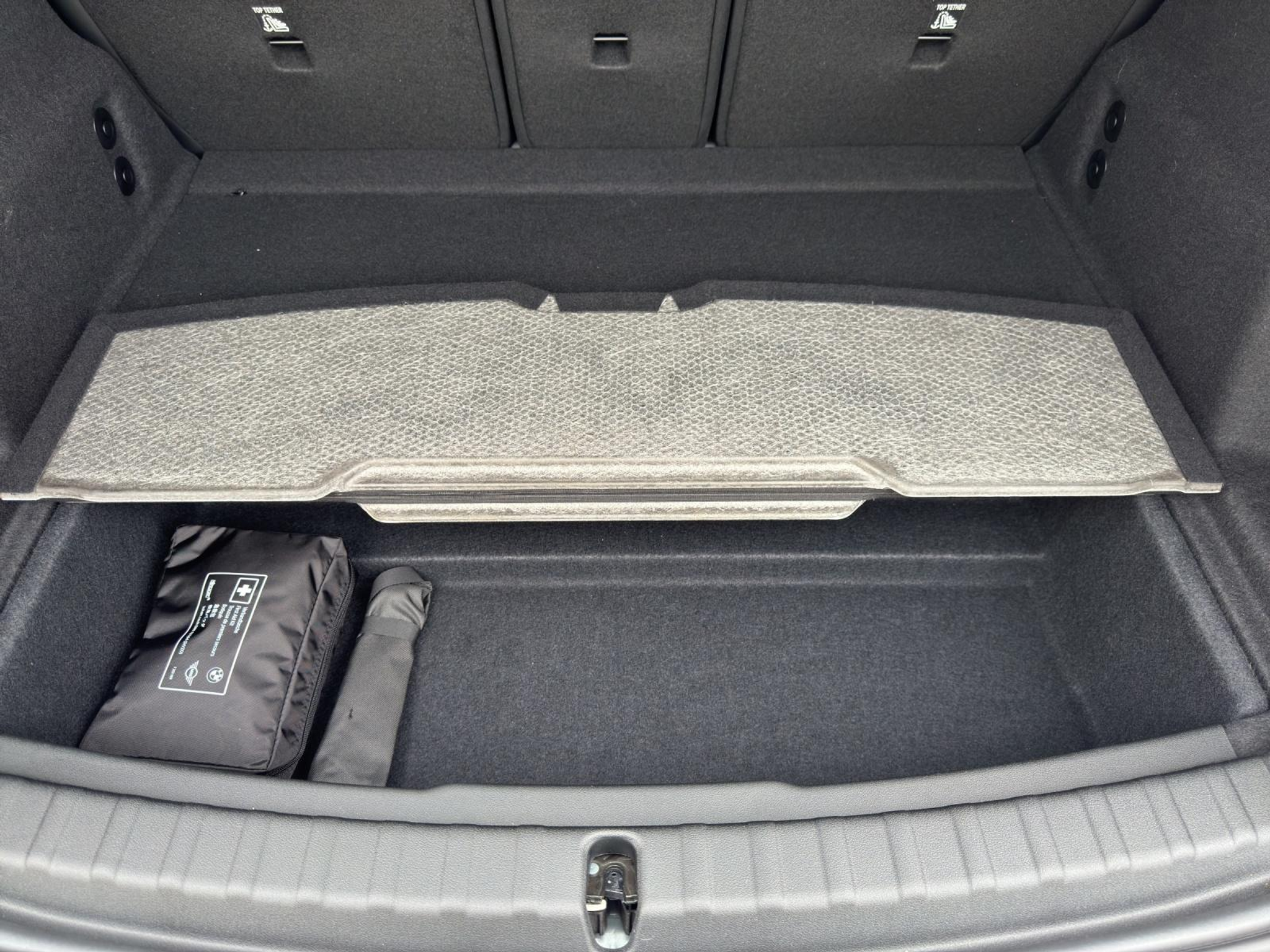 listing desktop thumbnail image 19