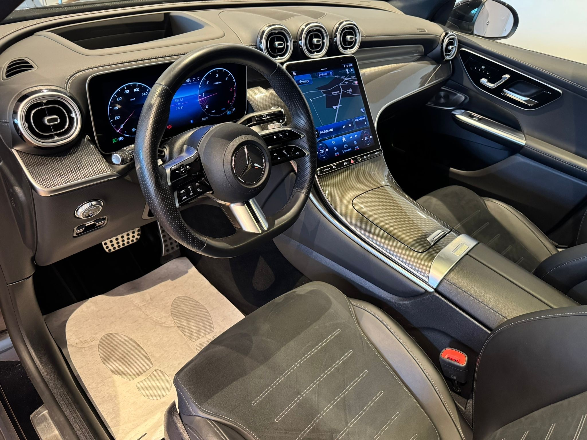 listing desktop thumbnail image 16