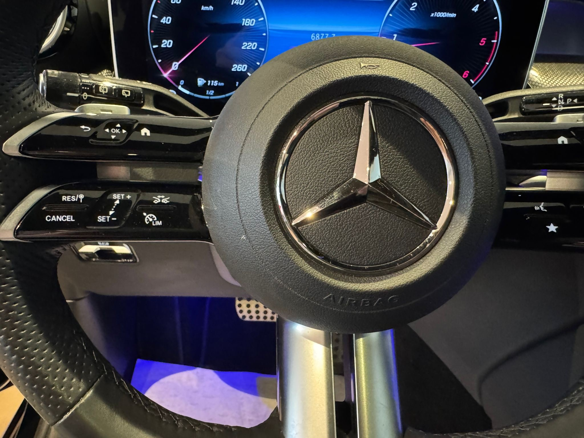 listing desktop thumbnail image 23